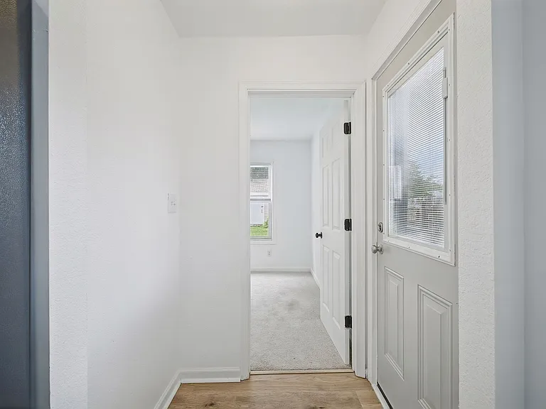 55 Greeneland Blvd — Photo 2