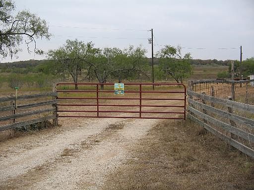 1st image of 10050 FM Rd 466