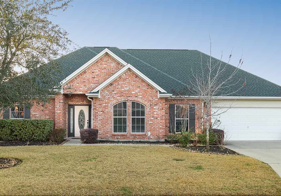 1st image of 2445 Amberwood Dr