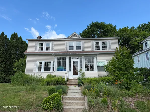 40 Edward Ave, Pittsfield, MA 01201