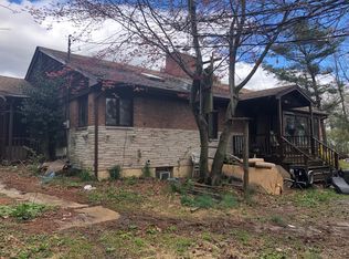 99 Sweetbrook Rd, Staten Island, NY 10312