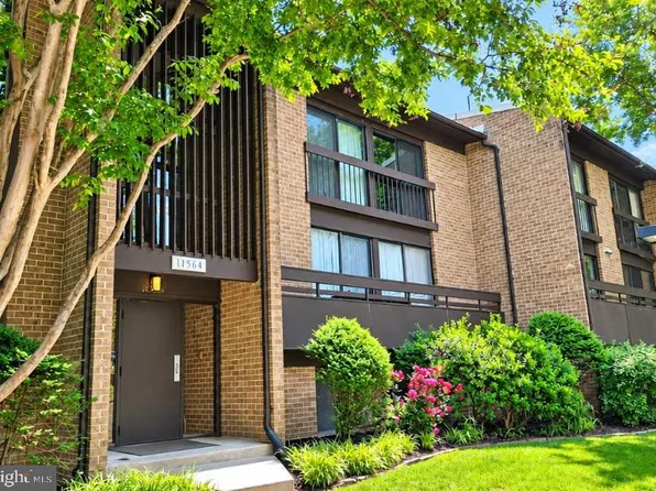11564 Rolling Green Ct APT 101, Reston, VA 20191