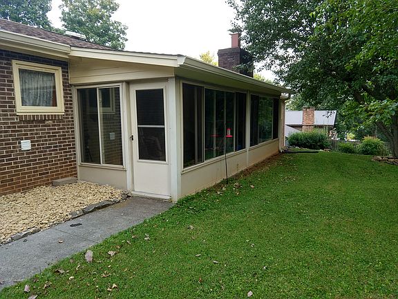 4th image of 1005 Drinnon Dr