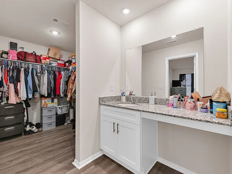 5528 Steamboat Ave — Photo 7