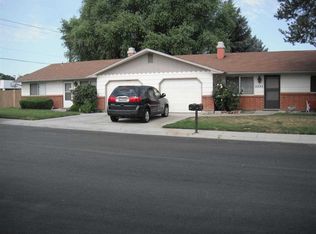 5553/5555 N Millrun Ave, Garden City, ID 83714