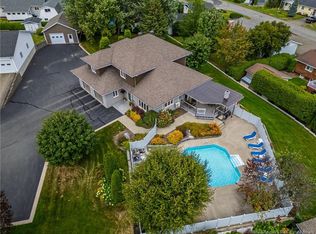 52 Levesque St, Grand Falls, NB E3Z1A3