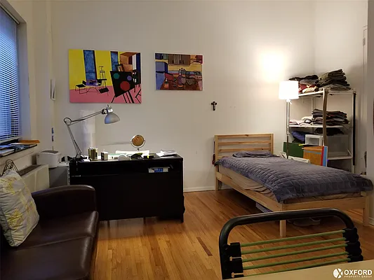 Rented by Oxford Property Group | media 17