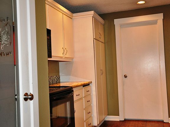 3rd image of 25115 42nd Ave S