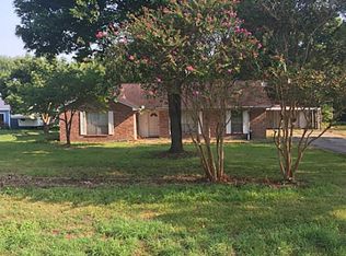 10323 N H St, La Porte, TX 77571
