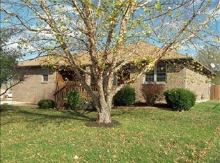 3760 N Fremont Ave, Springfield, MO 65803