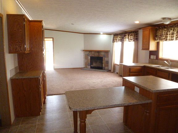 3rd image of 1547 Coral Hill Halfway Rd