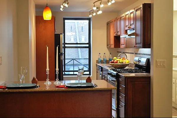 Rented by Corcoran | media 21