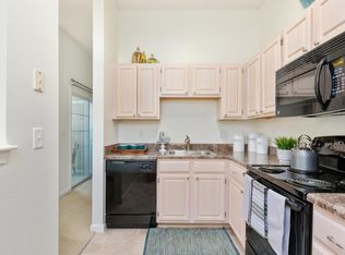 Greenwich Place, West Warwick, RI 02893