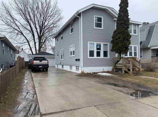 1584 Elm St, Green Bay, WI 54302