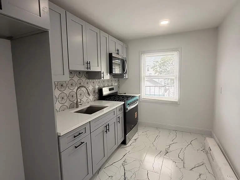 442 S Broad St #6 — Photo 5