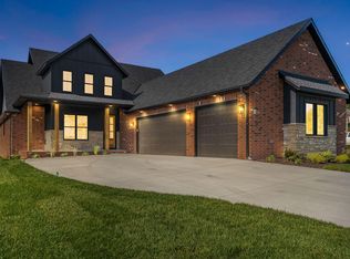 3810 E Cherry St #33, Springfield, MO 65809