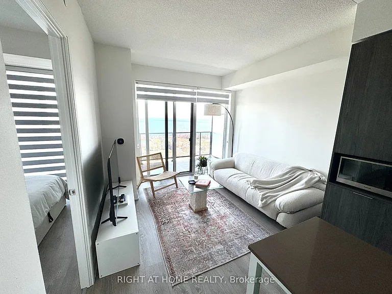 70 Annie Craig Dr #1906 — Photo 5