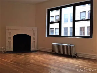 Rented by City Connections Realty