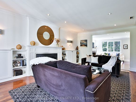 4th image of 34 Edgecombe Ave