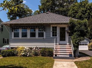 8 West St, Stoneham, MA 02180