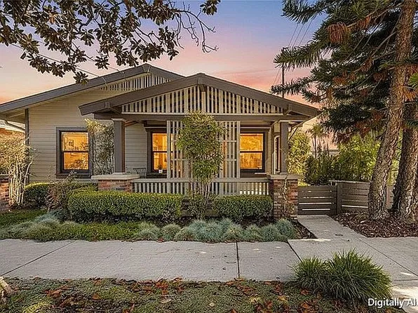 377 Ximeno Ave, Long Beach, CA 90814
