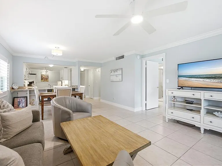 1083 Forest Lakes Dr #209 — Photo 10