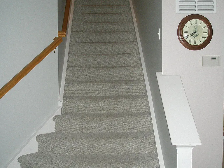 52 Maureen Way — Photo 4