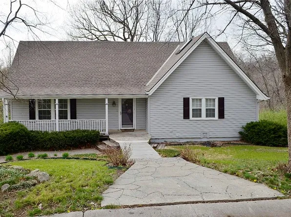 5320 N Walnut St, Kansas City, MO 64118