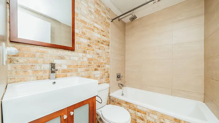 Rented by Brooklyn Group | media 27