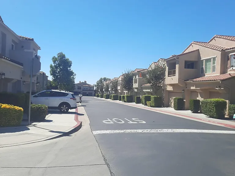 103 Trilogy St — Photo 15