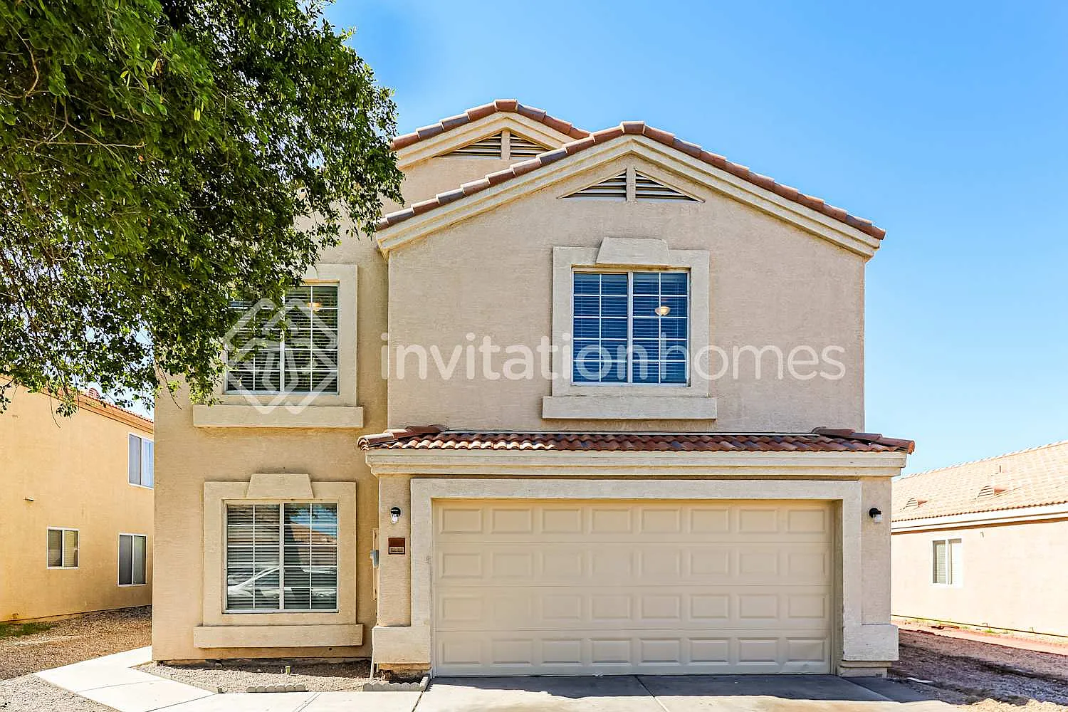 11967 W Holly St Avondale, AZ 85392 — Photo 1