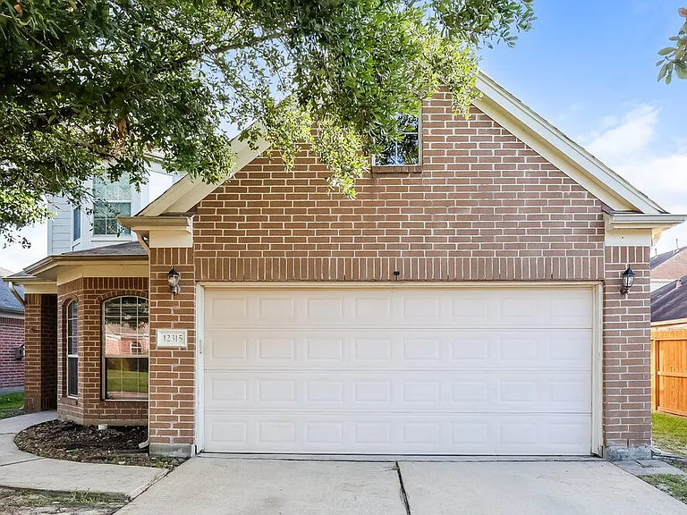 12315 English Brook Cir — Photo 4
