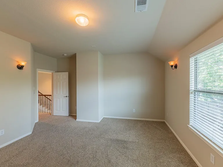 3517 Summerfield Dr — Photo 10