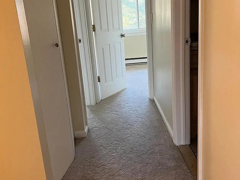 131 Point Of Woods Dr — Photo 21