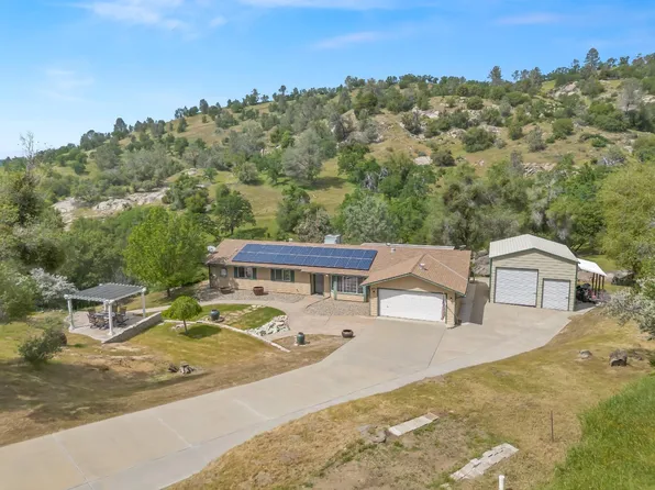 31173 Moccassin Way, Coarsegold, CA 93614