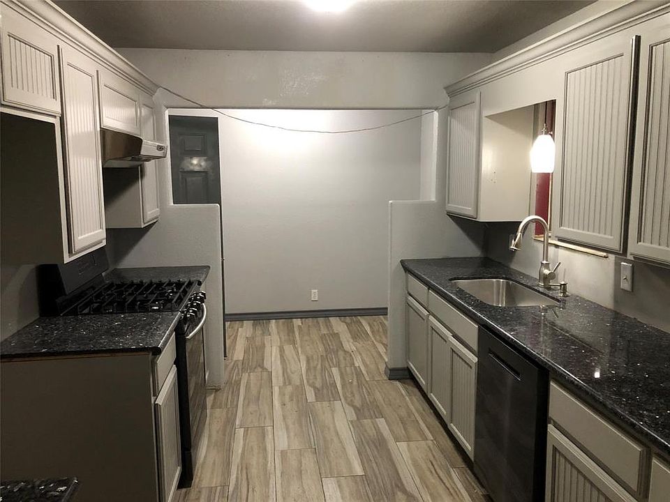 1st image of 3007 Woodland Dr