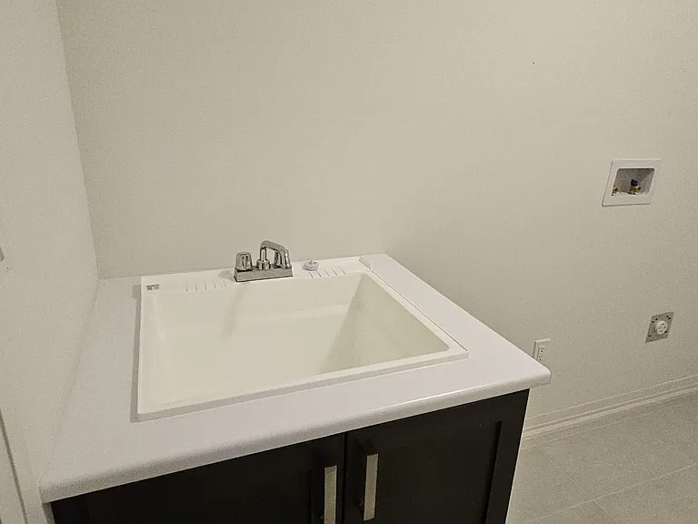3 Cranes Hts — Photo 42