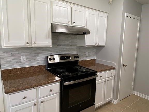 2nd image of 717 Greencove Dr