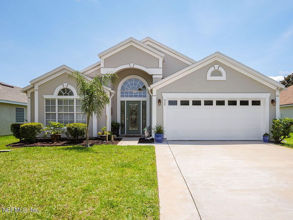 1st image of 925 OAK ARBOR Circle