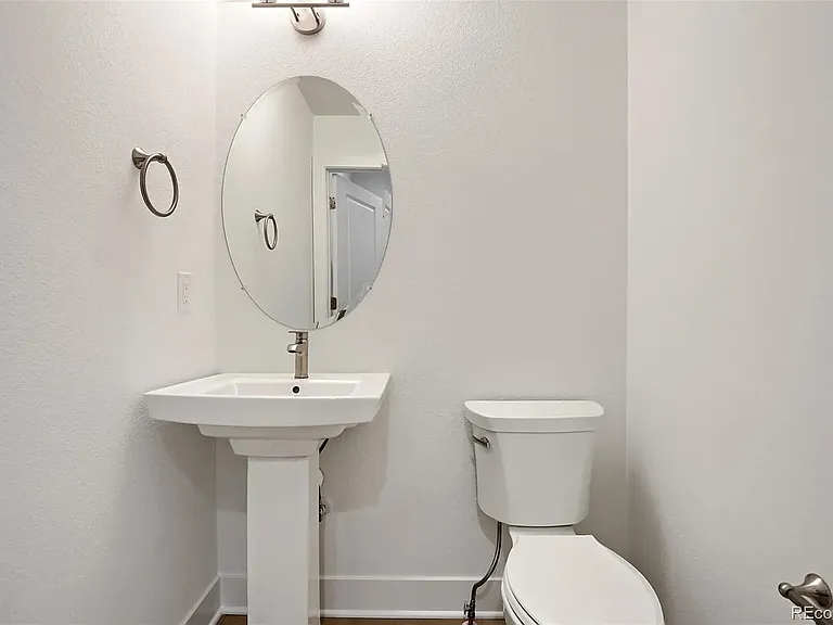 855 Superior Dr — Photo 22
