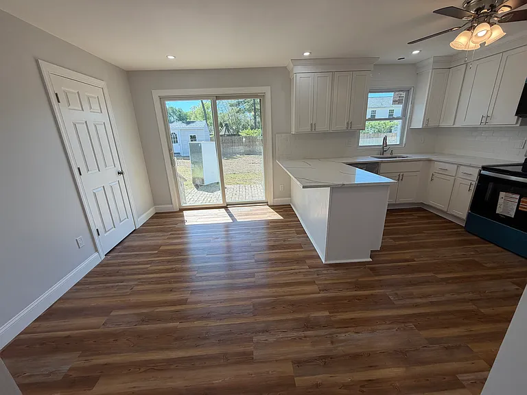 43 Lighthouse Dr — Photo 5