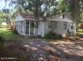 2 Red Oak Rd, Hilton Head Island, SC 29928