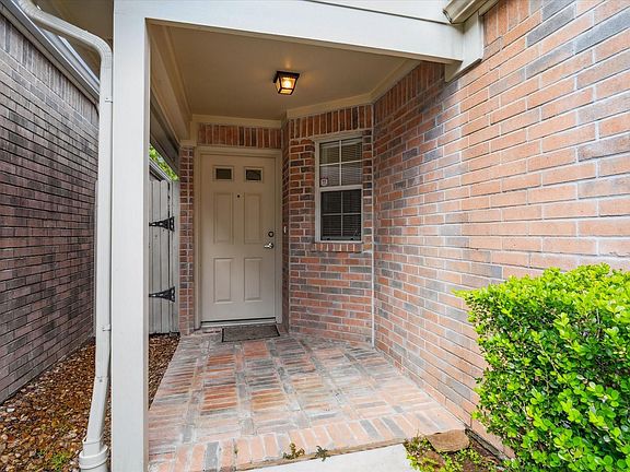 2nd image of 2806 Crescent Star Rd