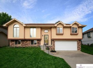 1804 N 146th St, Omaha, NE 68154