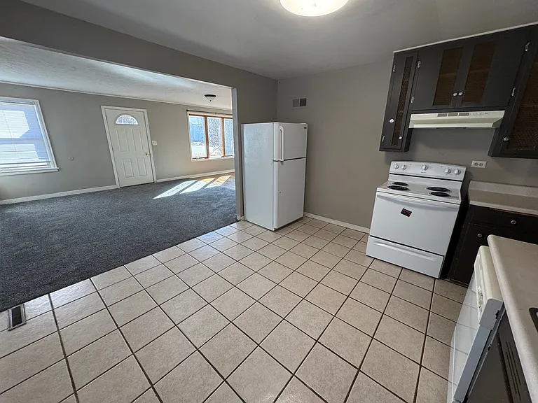701 W 24th St #1 — Photo 11