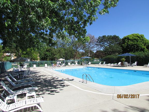 2nd image of 650 Murray Ln Unit 308