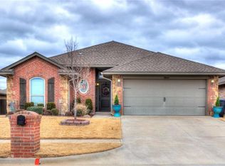 19624 Vivace Dr, Edmond, OK 73012