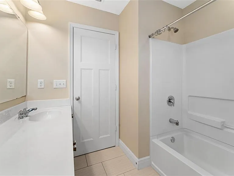 6650 Bridgewater Village Rd — Photo 23
