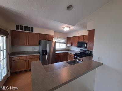 4th image of 23003 Chandlers Ln APT 345