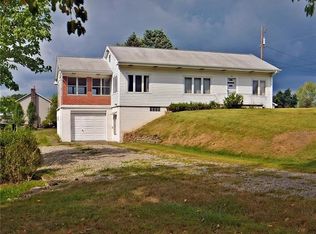 1015 Schendel Rd, Irwin, PA 15642